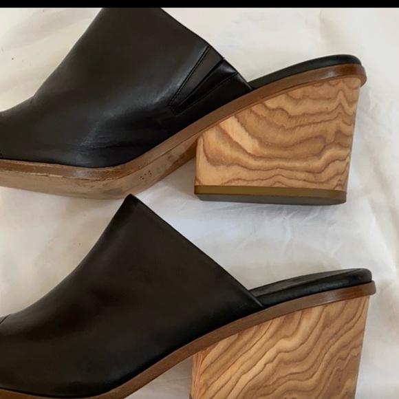 Vince Black Leather Mules Slip On Sandals Natural Wood Wedge Heels US7.5 - Picture 10 of 12